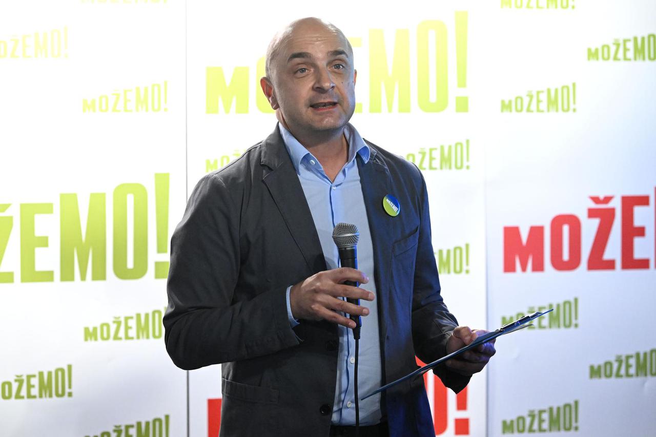Slavonski Brod: Predstavljeno novo specijalno vozilo za Hitnu medicinsku službu