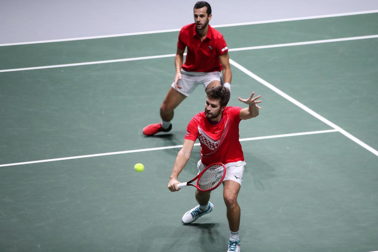 Madrid: Treći meč polufinala Davisovog kupa, Nikola Mektić i Mate Pavić - Filip Krajinović i Novak Đoković
