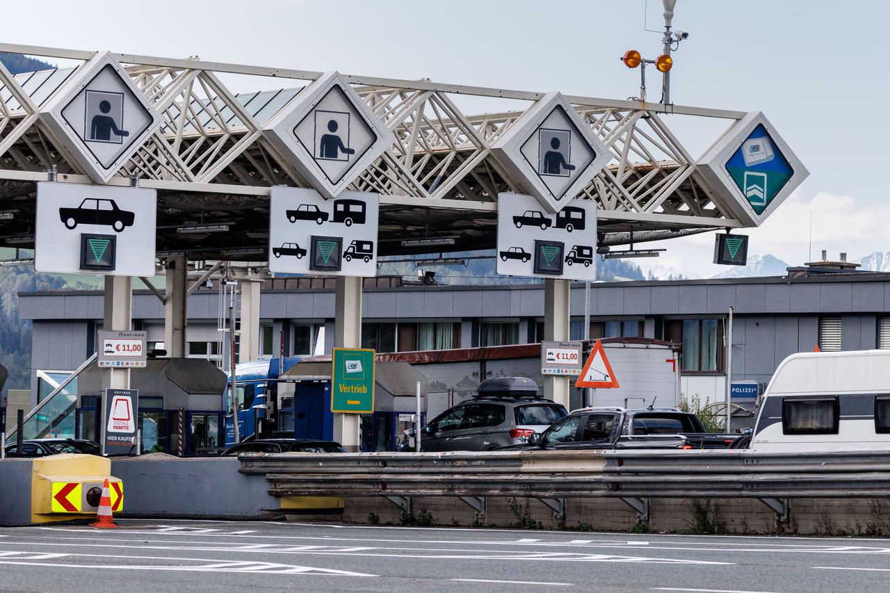 ASFINAG Schönberg toll station on the Austrian A13 motorway