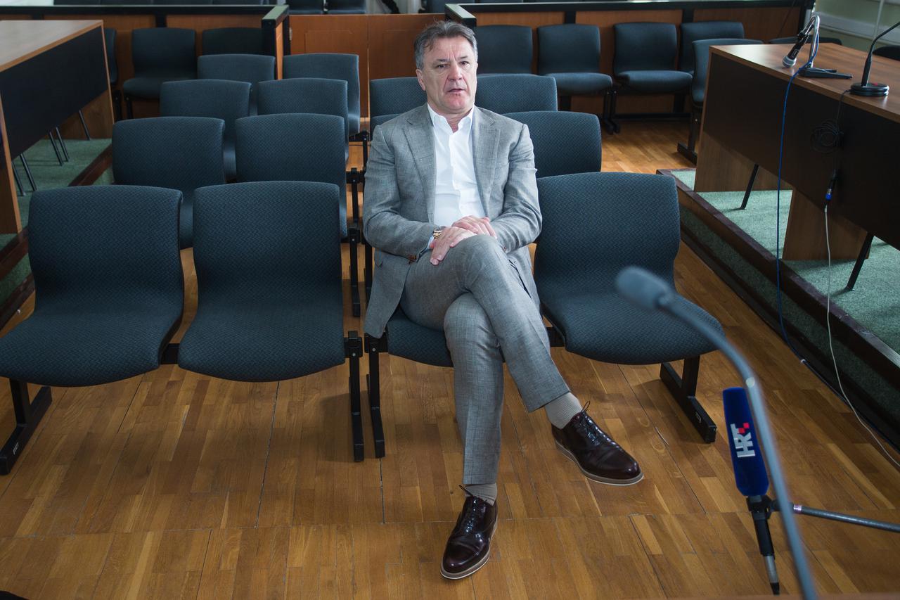 Osijek: Početak obrane Zdravka Mamića i ostalih okrivljenika za izvlačenje novca iz Dinama 