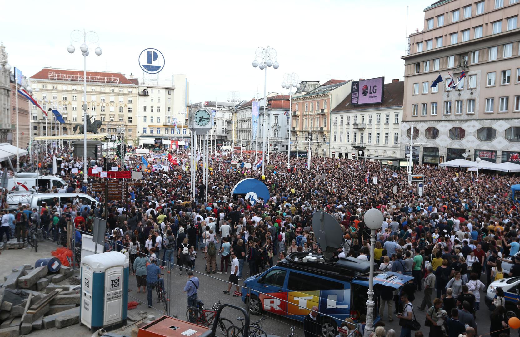 Unatoč masovnom i snažnom izražavanju nezadovoljstva, stvarna reforma obrazovanja u Hrvatskoj nije se dogodila u proteklih sedam godina. 
