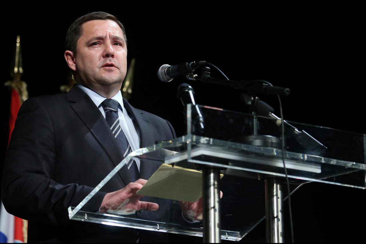 Andrija Mikulić