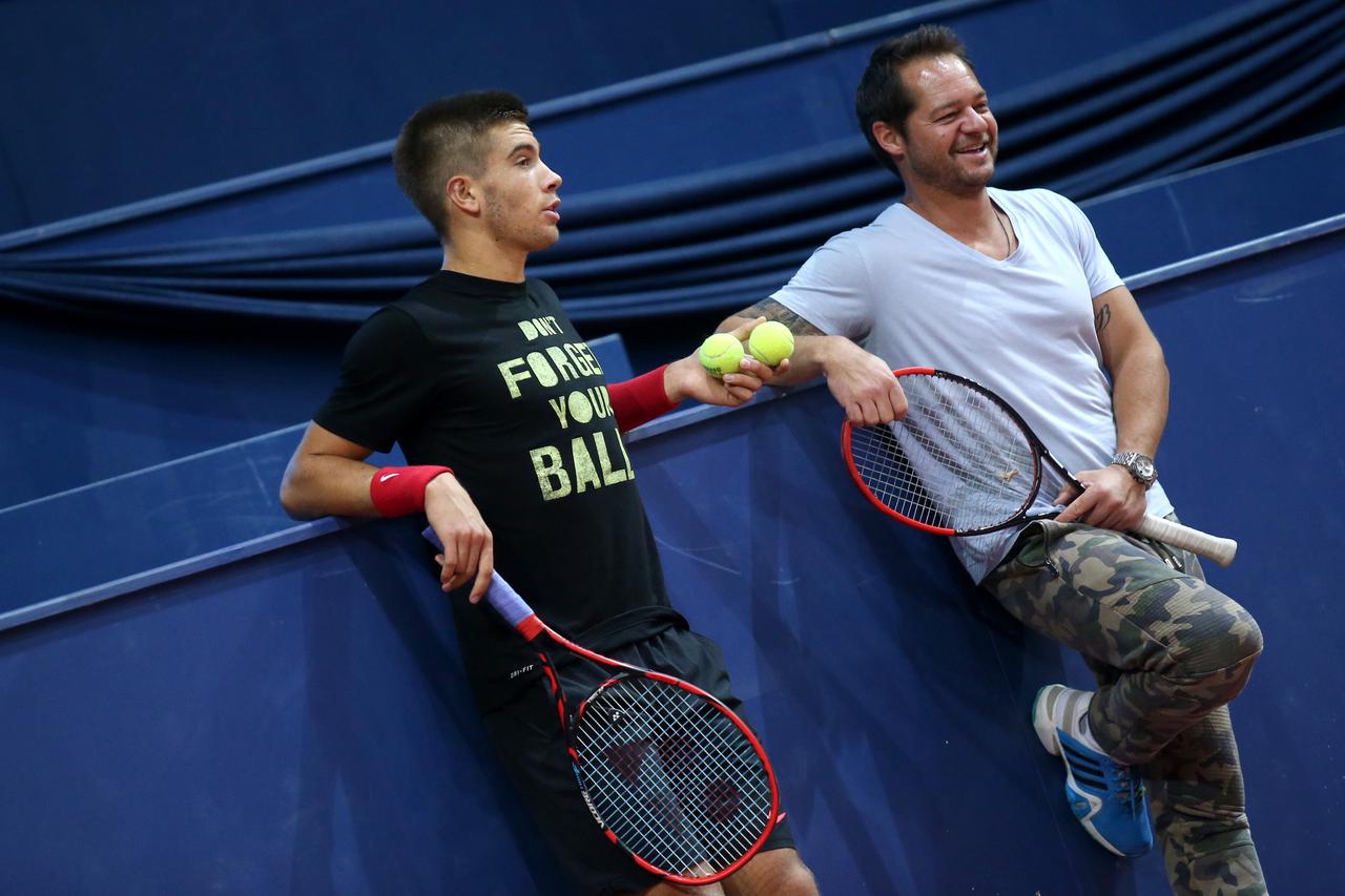 30.01.2015.,  Zagreb, Dom Sportova - Trening Borne Corica uoci pocetka ATP turnira PBZ Zagreb Indoors 2015. Borna Coric sa trenerom Zeljkom Krajanom. Photo: Igor Kralj/PIXSELL