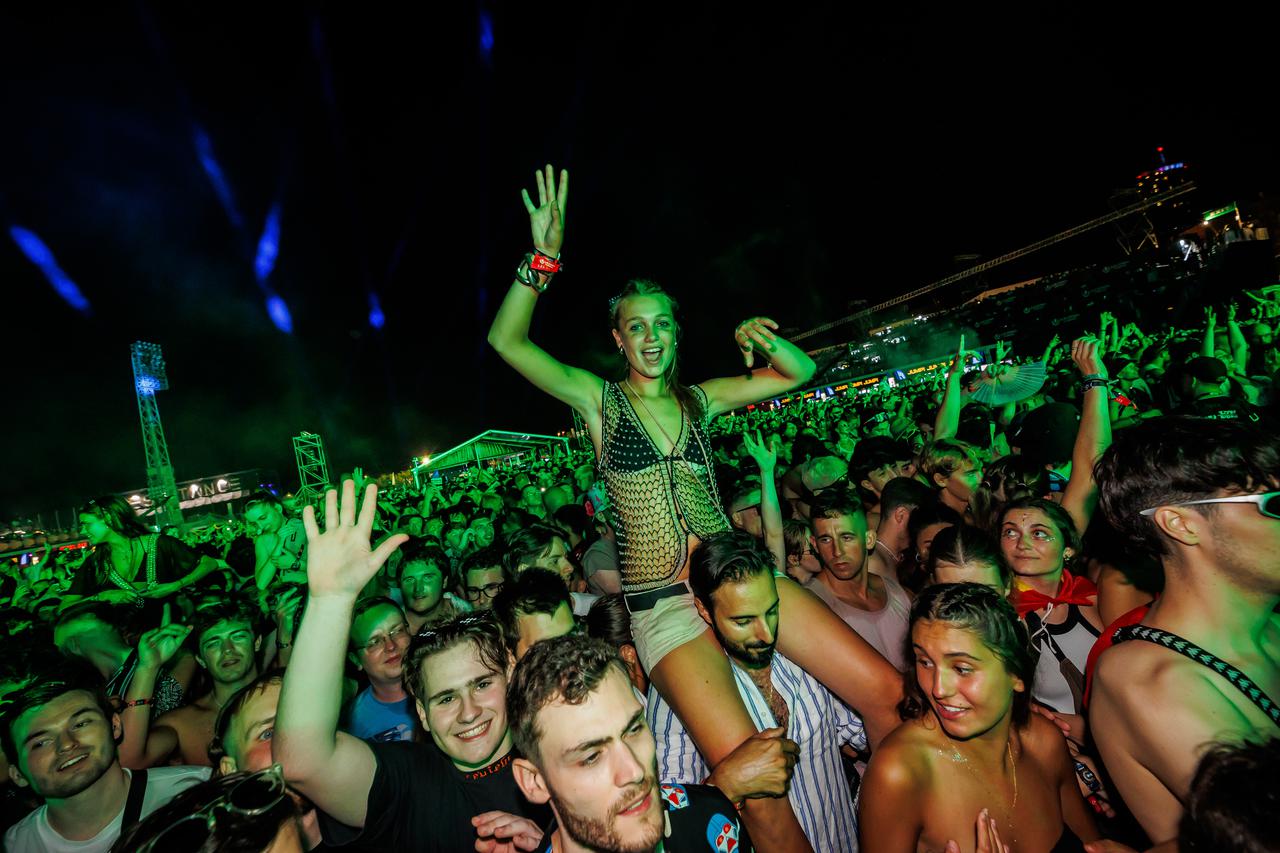 Split: Ultra Europe Festival,  DJ Hardwell.