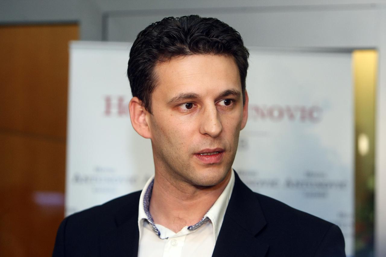 Božo Petrov, čelnik Mosta
