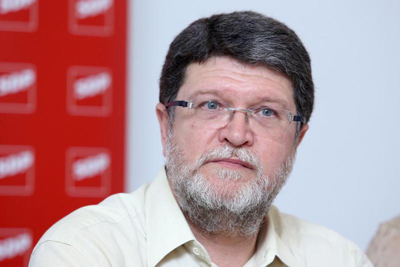 Tonino Picula