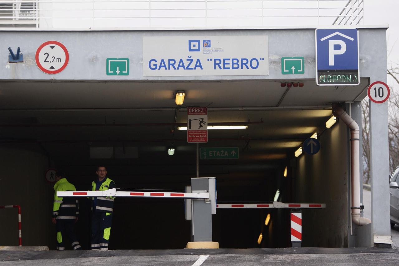 Rebro garaža