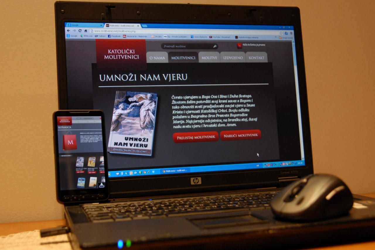 '03.12.12,Slavonski Brod, Hrvatska Zupnik zupe svetog Andrije apostola u Donjim Andrijevcima, vlc. Nikica Mihaljevic sa svojim suradnicima  Markom Tunukovicem, studentom elektrotehnike i Mihaelom Kelb