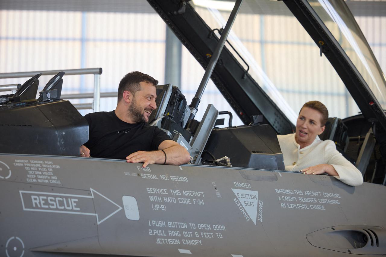 Ukrajini obećan 61 borbeni avion F16