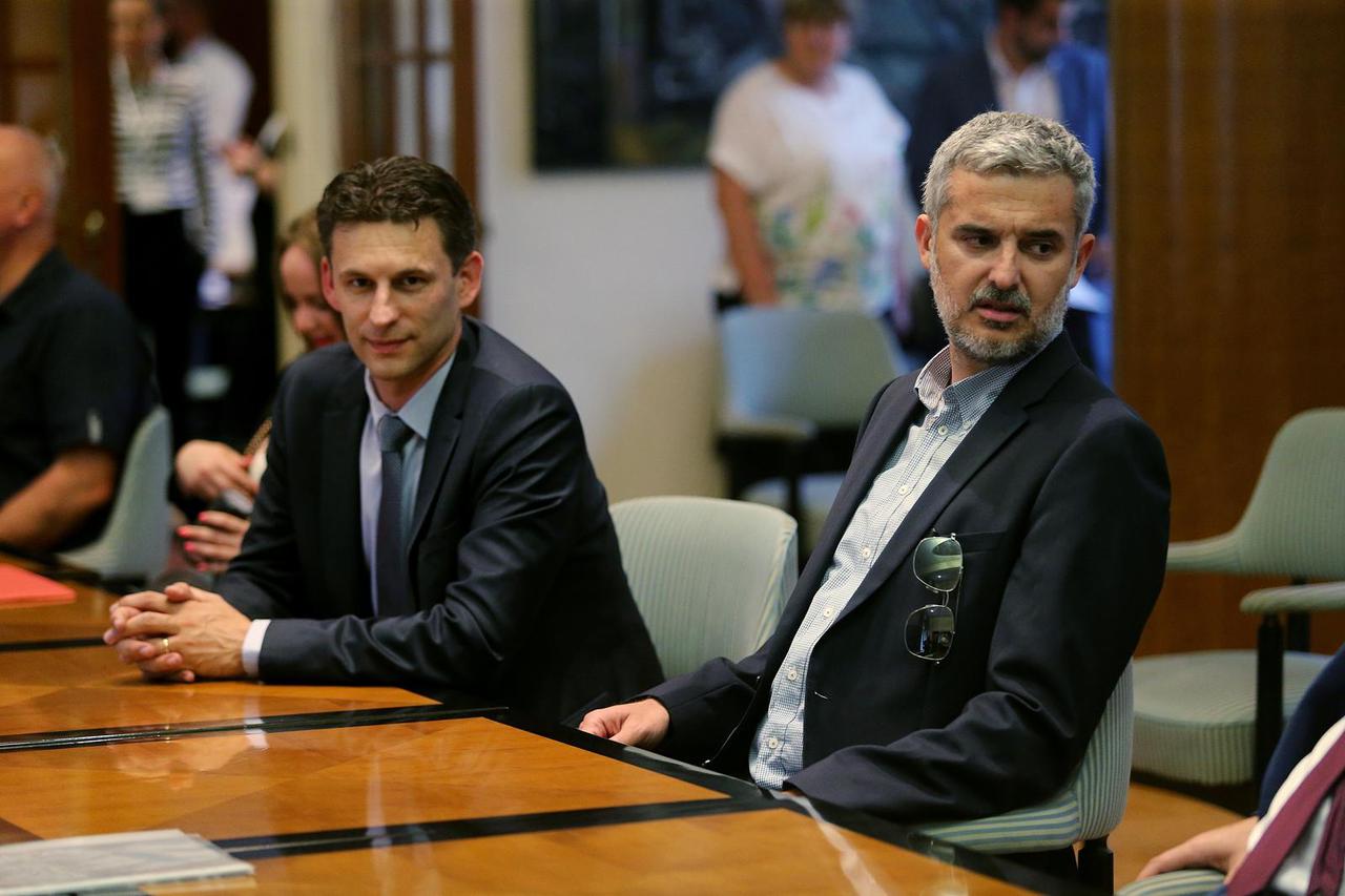 Zagreb: MOST predao kandidacijsku listu DIP-u u Saboru