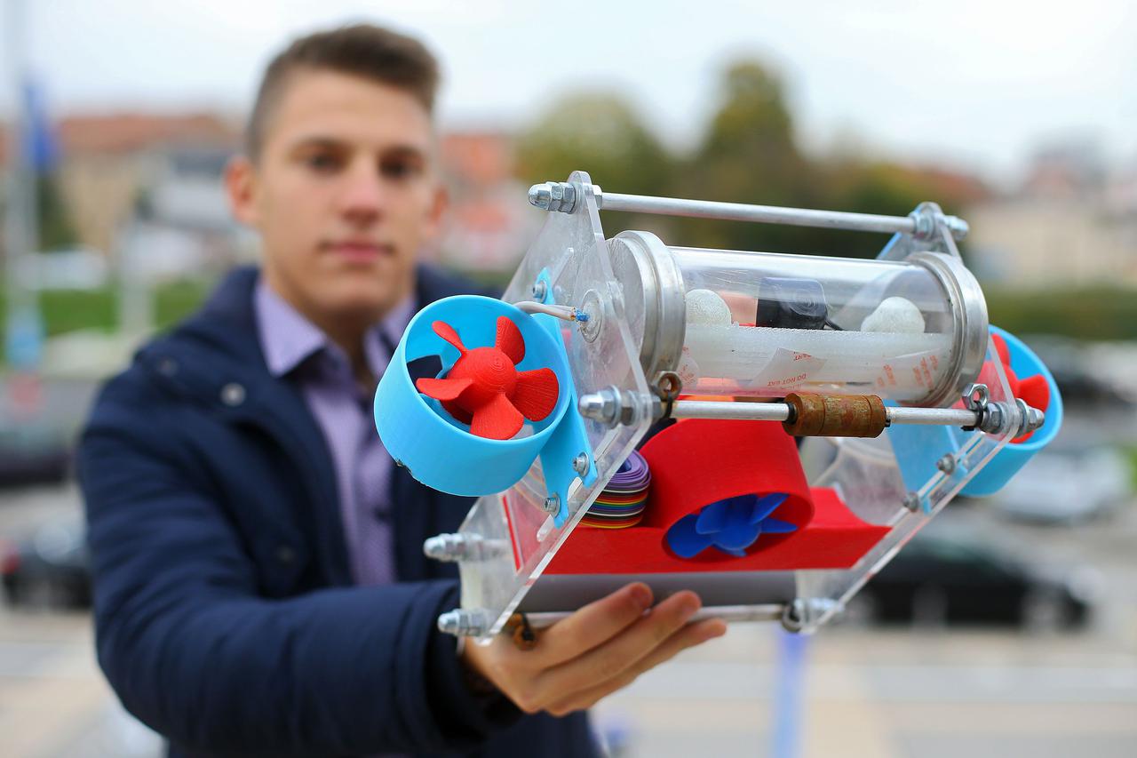 Zagreb: Mladi inovatori napravili podmornicu dron
