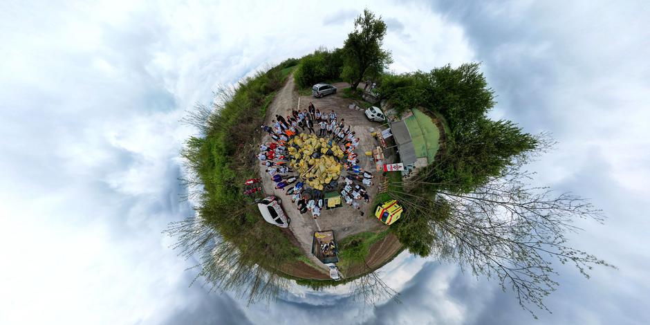 Velika Gorica: Centralna akcija čišćenja  Večernjeg lista Rezolucija Zemlja 