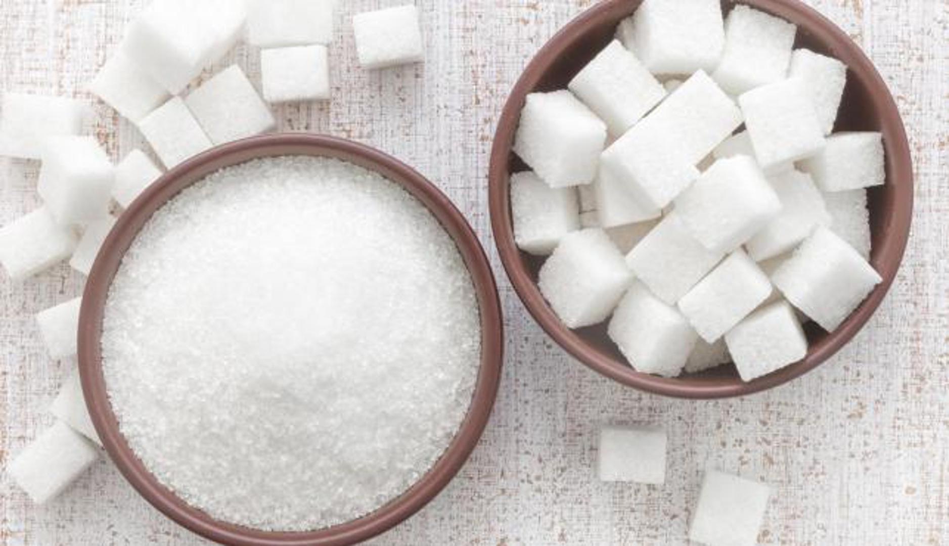 Ista stvar je i sa šećerom. Šećer trenutno dovodi do povećanja razine šećera u krvi, ali ona kasnije još više padne, pa putnici osjećaju da imaju manje energije nego prije, kažu stručnjaci...

