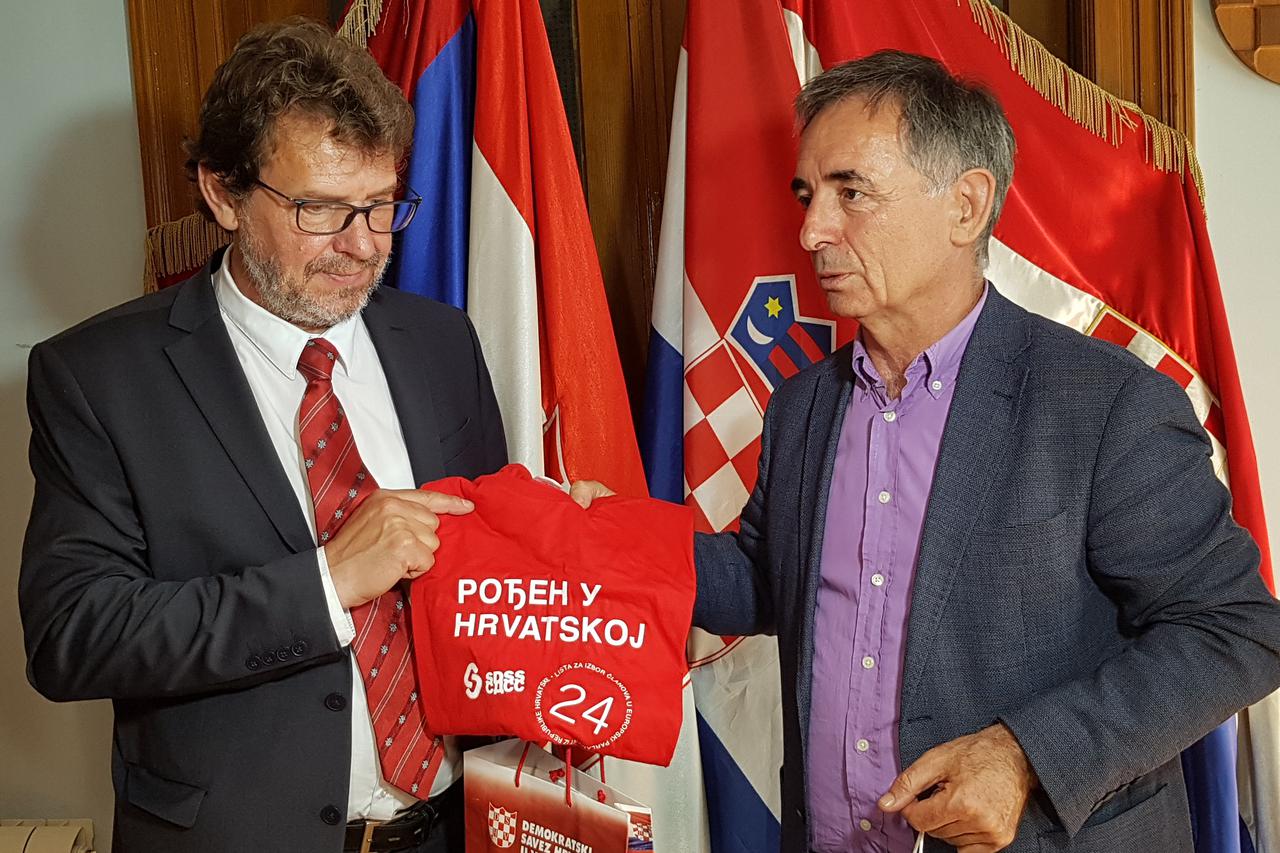 Tomislav Žigmanov, Milorad Pupovac