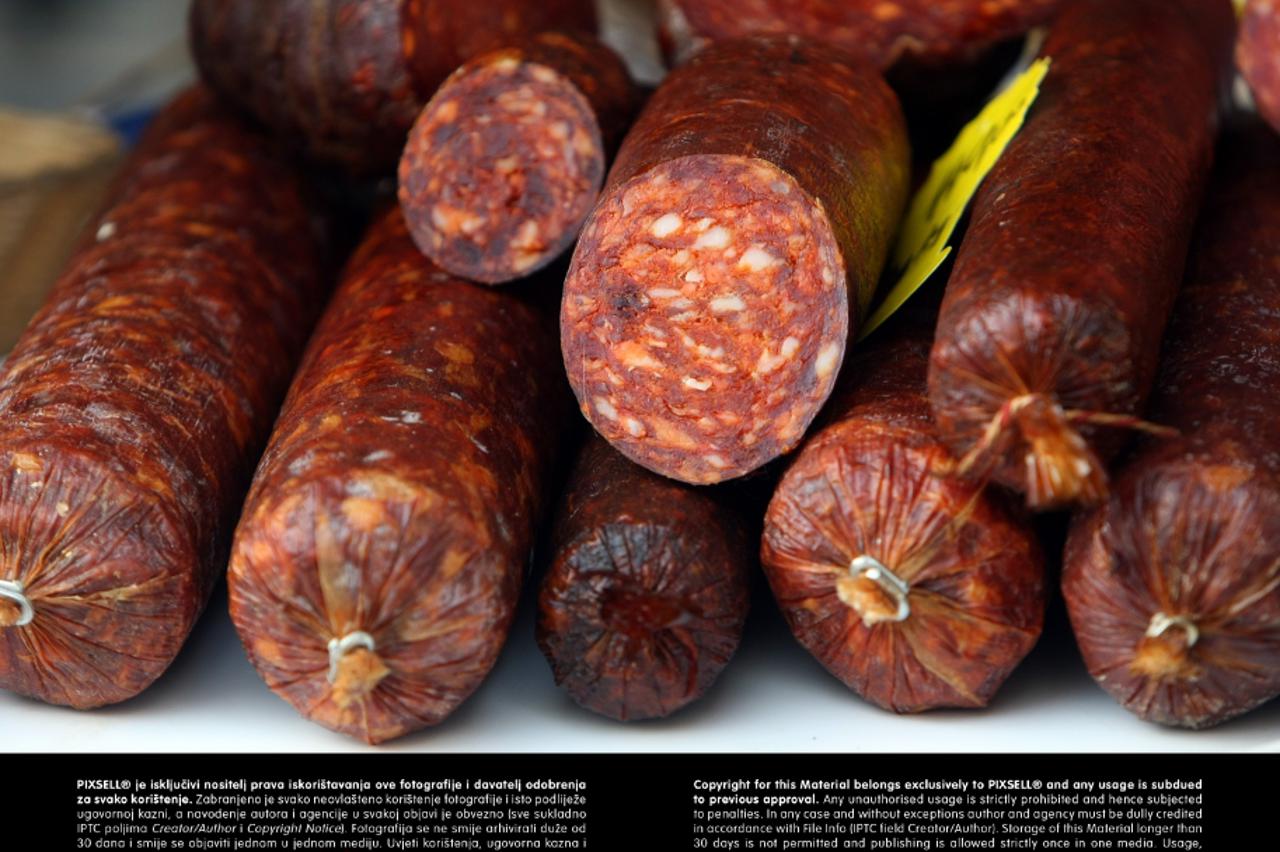 kobasica, suho meso, suhomesnati proizvodi, kulen (1)