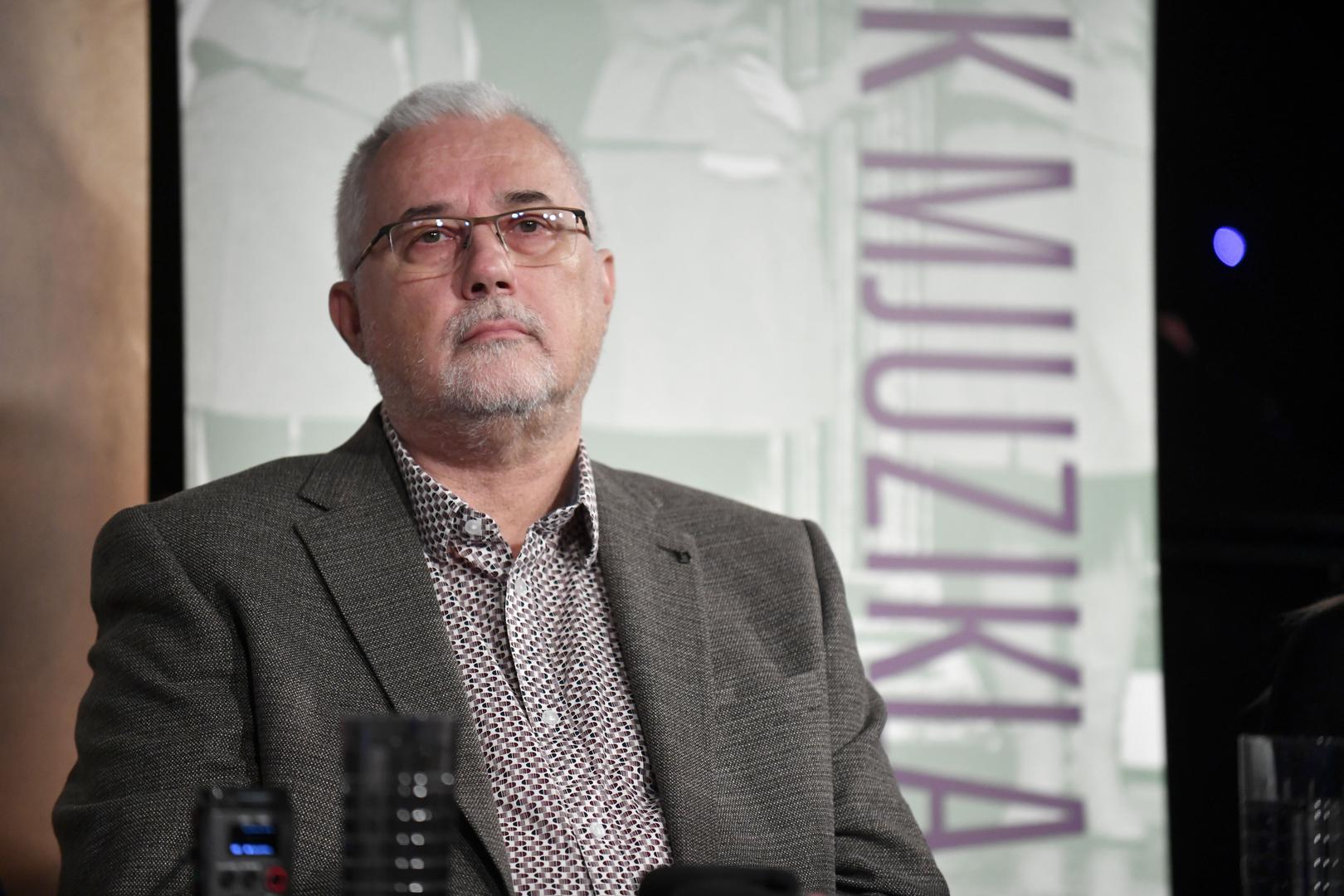 Davor Schopf, autor izložbe "Pola stoljeća suradnje Lisinskog i Komedije i 50. obljetnica praizvedbe rock-opere Gubec-Beg" te suator Komedijine monografije "Osmijeh Zagreba"