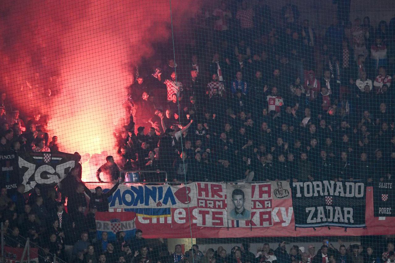Prag: Atmosfera na tribinama tijekom susreta Češke i Hrvatske u kvalifikacijama za FIFA Svjetsko prvenstvo