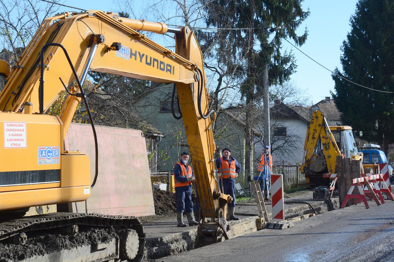 Siščani na Pogorelcu kanalizaciju neće imati još godinama, iako se gradi pročistač