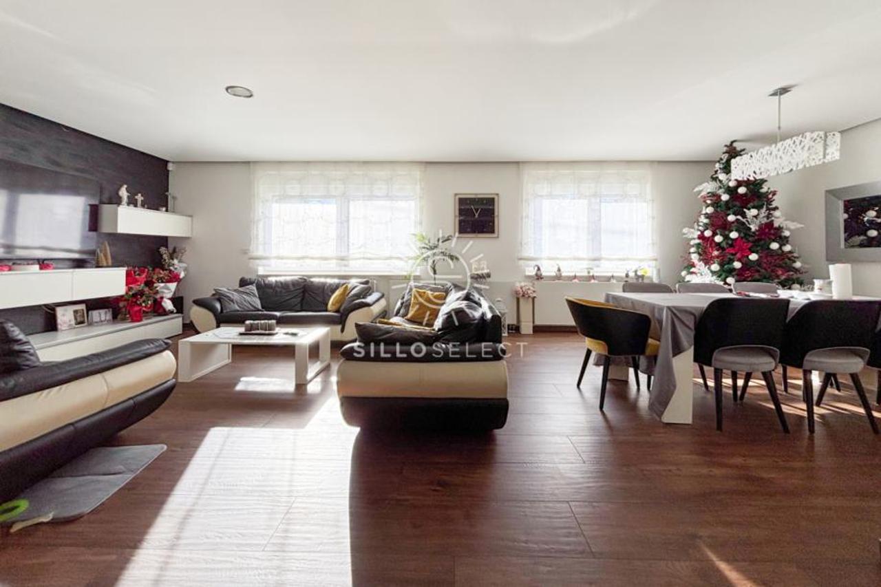 Pula: Za vrijeme mise vandali zapalili vrata Mornaričke crkve