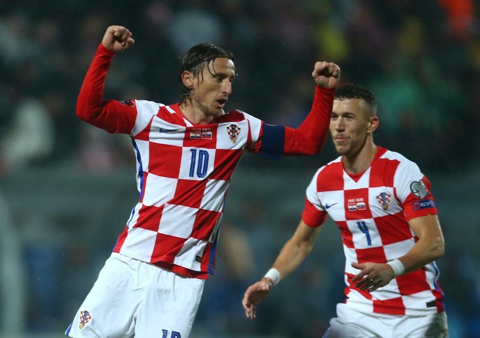 Luka Modrić i Ivan Perišić