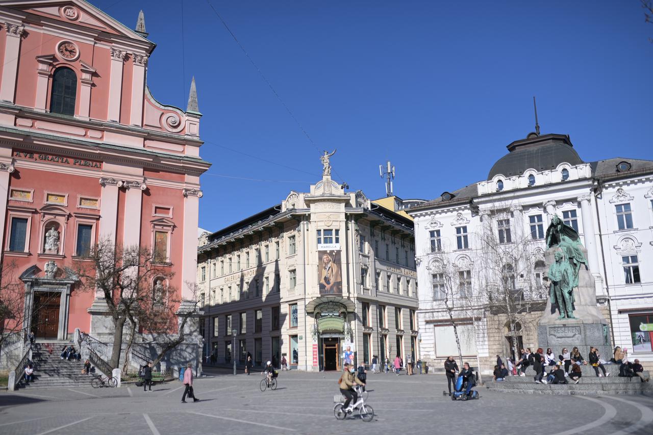 Proljetni dan u Ljubljani, glavnom gradu Slovenije