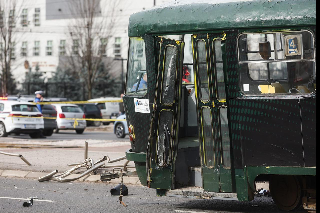 Sarajevo: Tramvaj iskočio iz tračnica u središtu grada