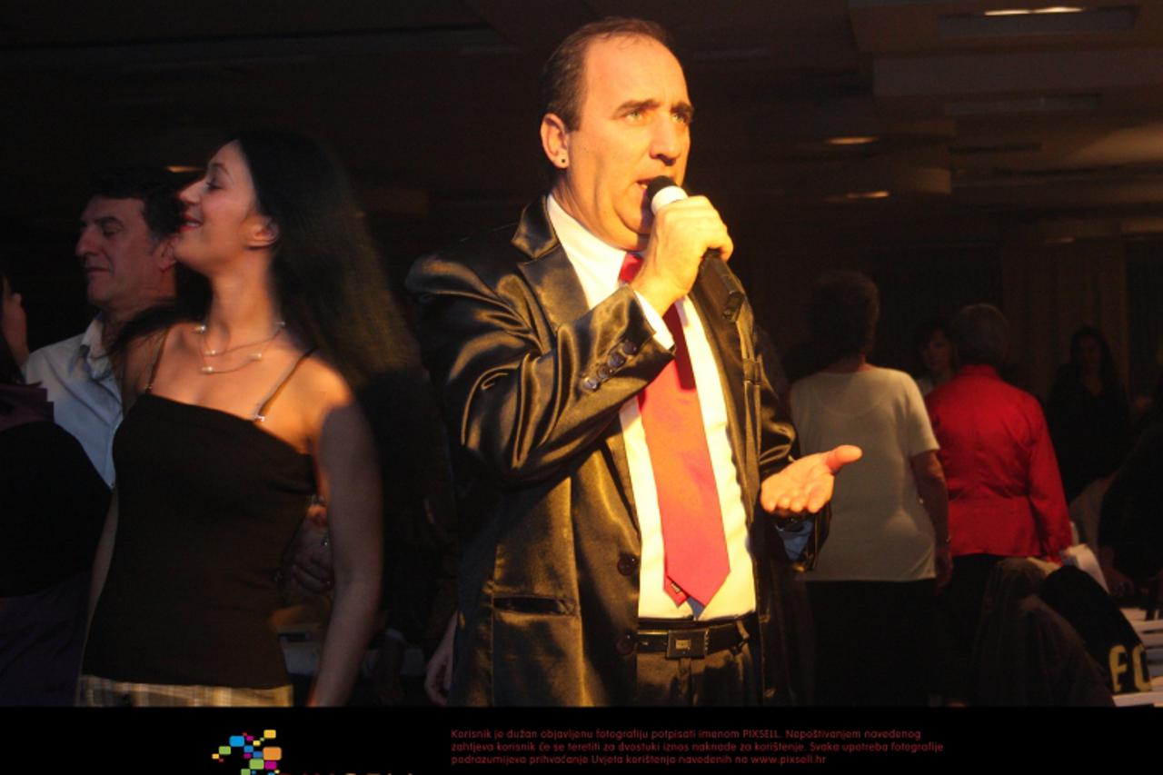 \'01.01.2010., Split, Hrvatska - Mladen Grdovic na reprizi Nove godine u restoranu Sky u Jokeru Photo: Ivana Ivanovic/PIXSELL\'