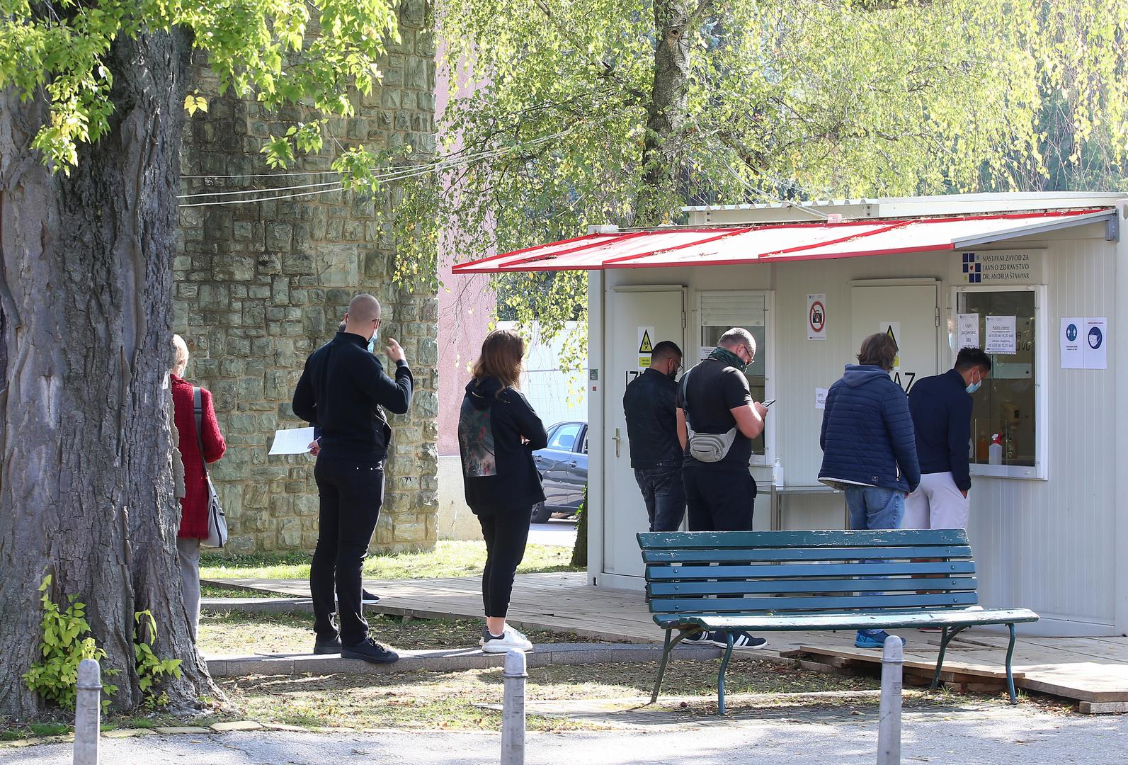09.10.2020., Zagreb - Drive-in testiranje na koronavirus u Nastavnom zavodu za javno zdravstvo Andrija Stampar.
Photo: Matija Habljak/PIXSELL