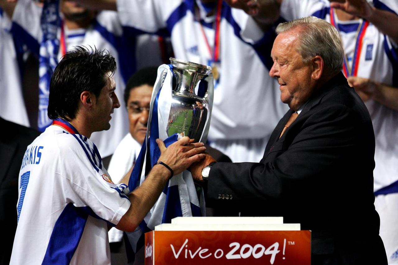 Soccer - UEFA European Championship 2004 - Final - Portugal v Greece