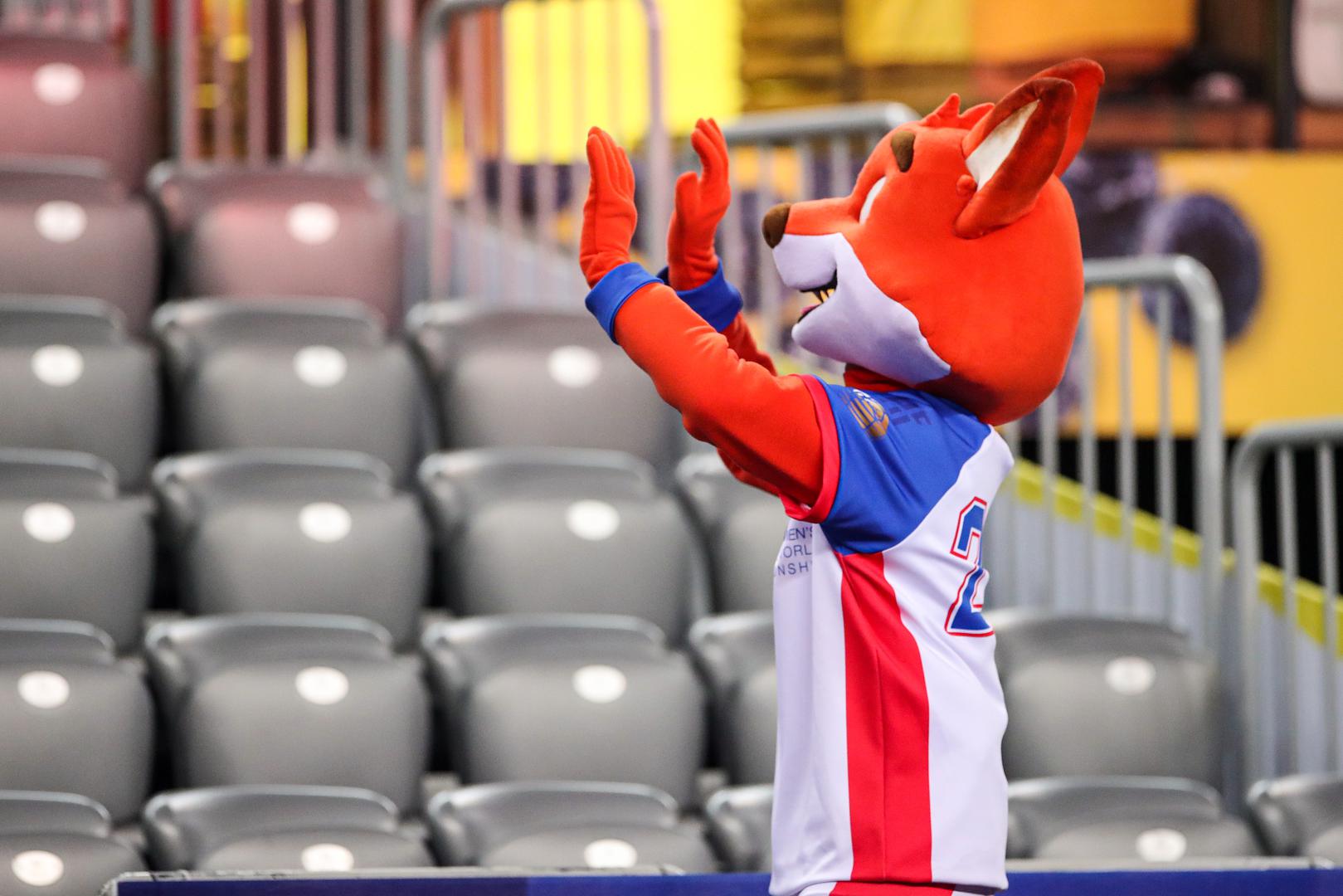 Neki od njih čekaju utakmicu Hrvatske i Argentine koja se igra u 20.30