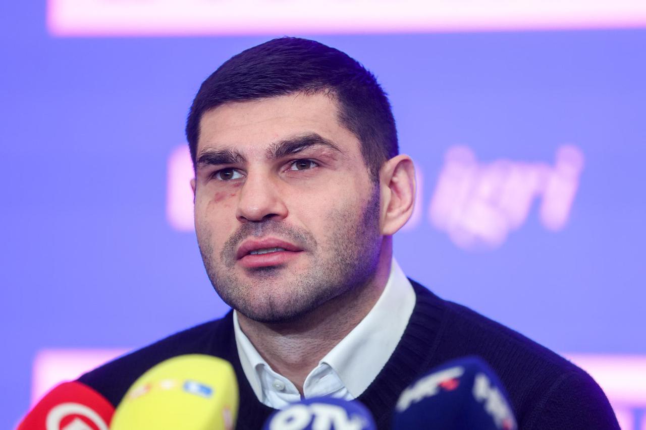 Zagreb: Boksač Filip Hrgović s trenerom Yousefom Hasanom najavio meč s Markom De Morijem