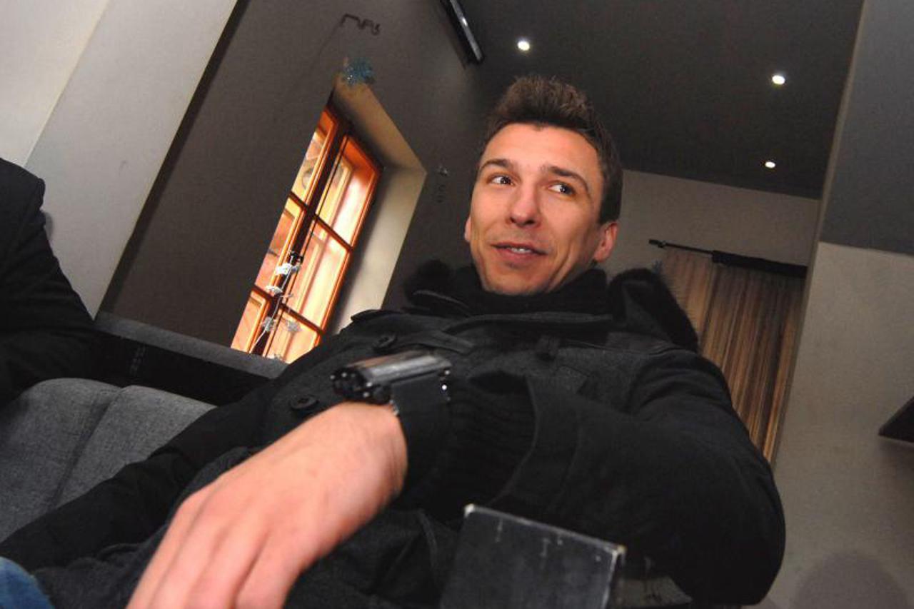 Mario Mandžukić (1)