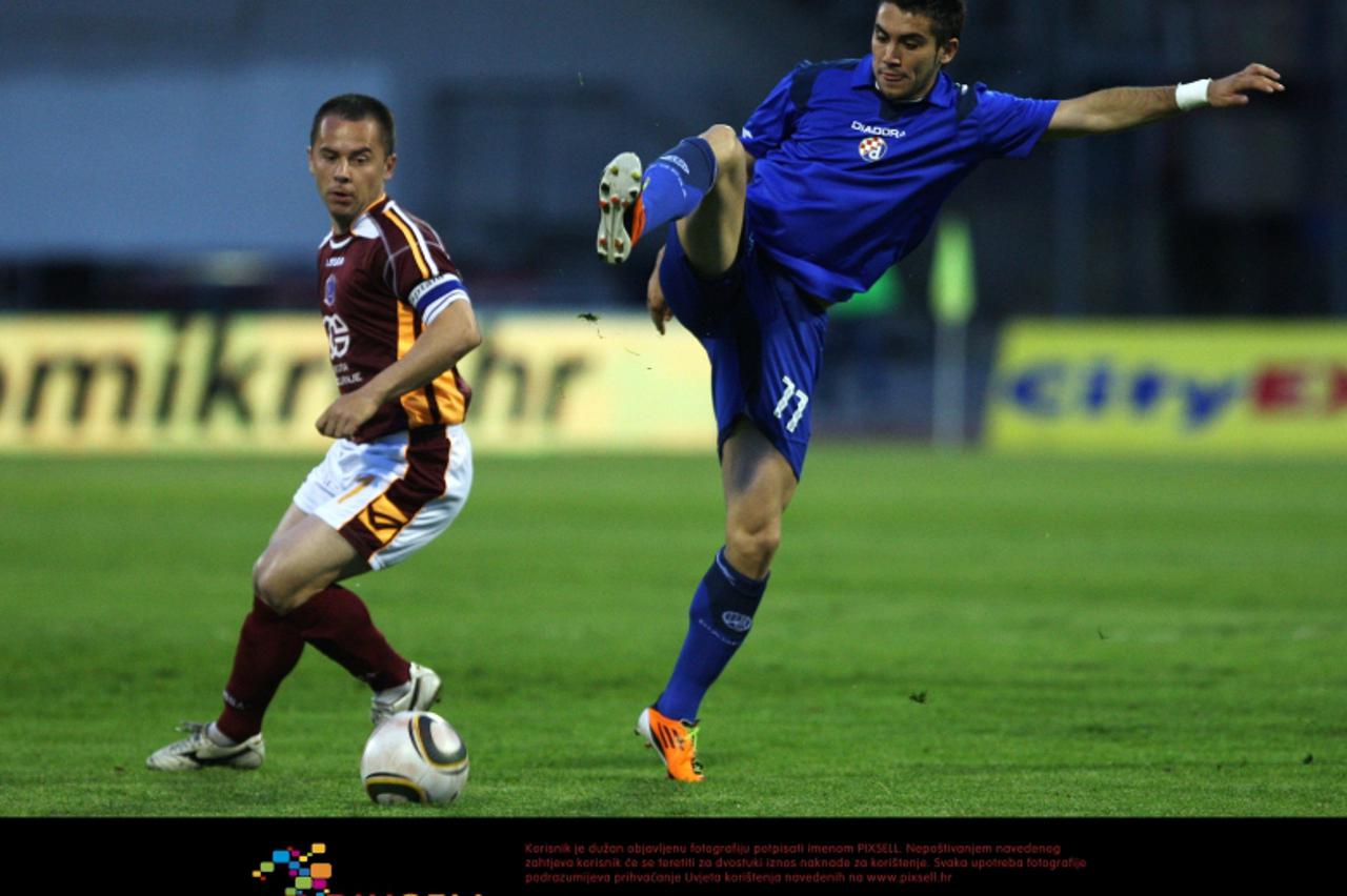 '11.05.2011., stadion Maksimir, Zagreb - Prva utakmica finala Hrvatskog nogometnog kupa, GNK Dinamo - NK Varazdin. Nikola Safaric, Pedro Morales Flores. Photo: Slavko Midzor/PIXSELL'