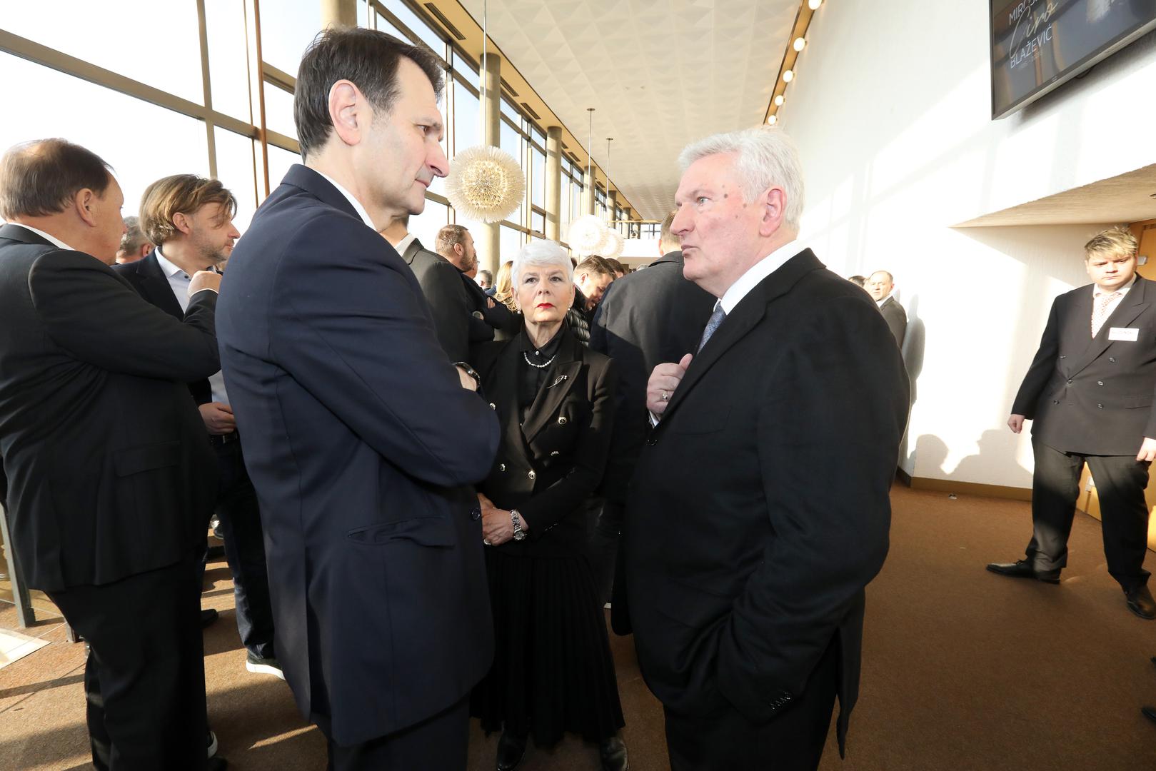 15.02.2023., Zagreb - U KD Vatroslav Lisinski odrzana je komemoracija za Miroslava Ciru Blazevica. Miro Kovac, Jadranka Kosor. Photo: Robert Anic/PIXSELL