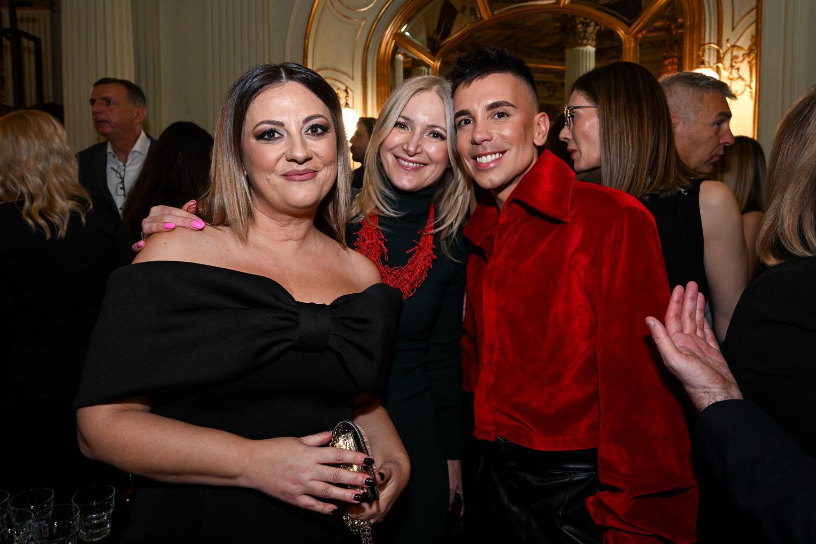 Svečanost dodjele održana je po tradiciji u zagrebačkom HNK-u, a okupila je brojne ugledne uzvanike, nominirane, prezenterе, glazbenike, poduzetnike i druge istaknute goste. 