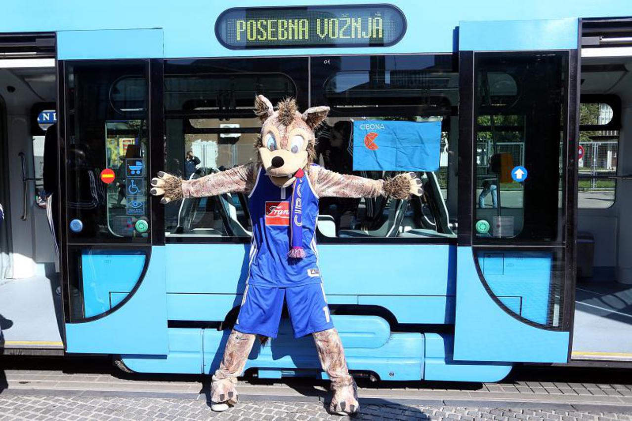 Cibona, Zoološki vrt (1)