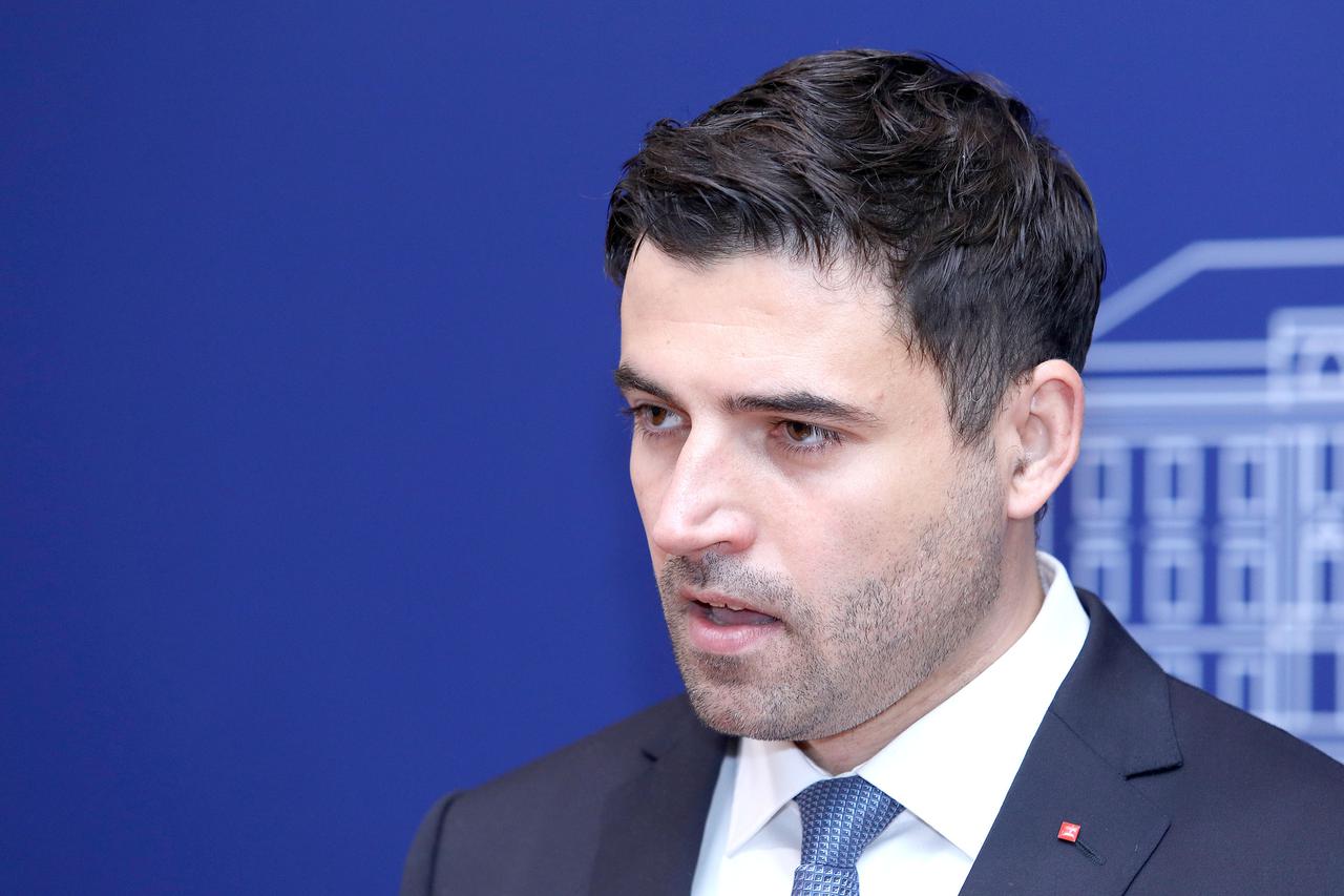 Davor Bernardić