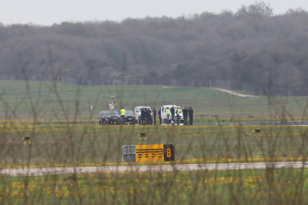 U Puli pao mali avion, dvoje ljudi poginulo