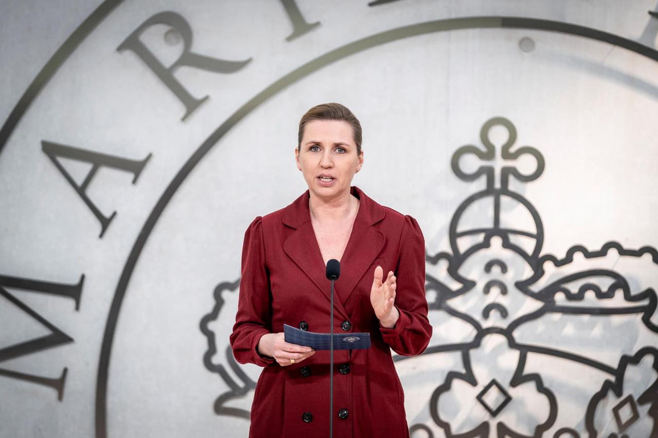 Lijeva premijerka Mette Frederiksen potaknula  je i usvajanje zakona kojim se brani stranim  vladama financirati gradnju džamija – prije  svega Kataru, Saudijskoj Arabiji i Turskoj
