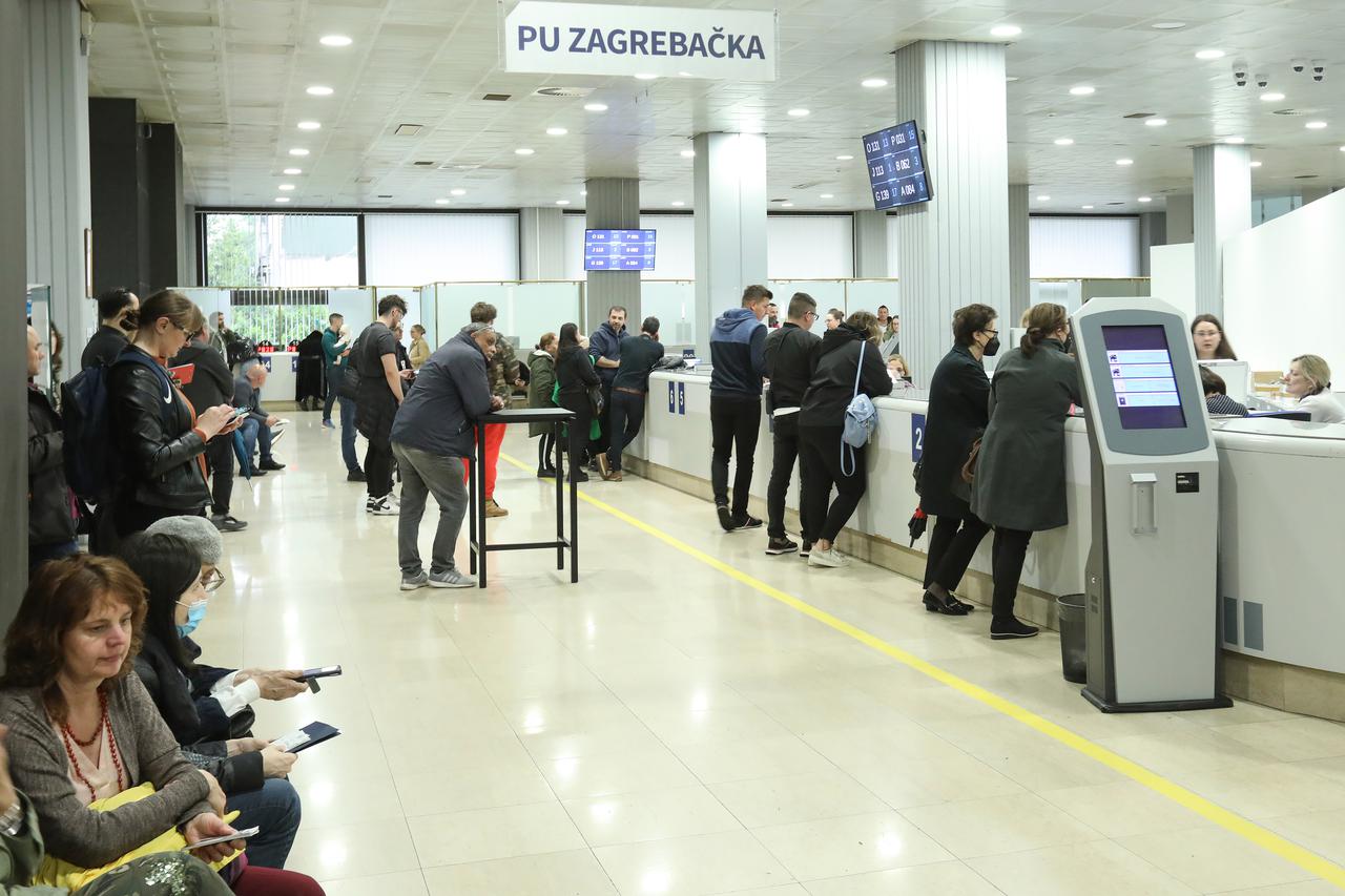 Zagreb: PU zagrebačka u Ulici grada Vukovara 