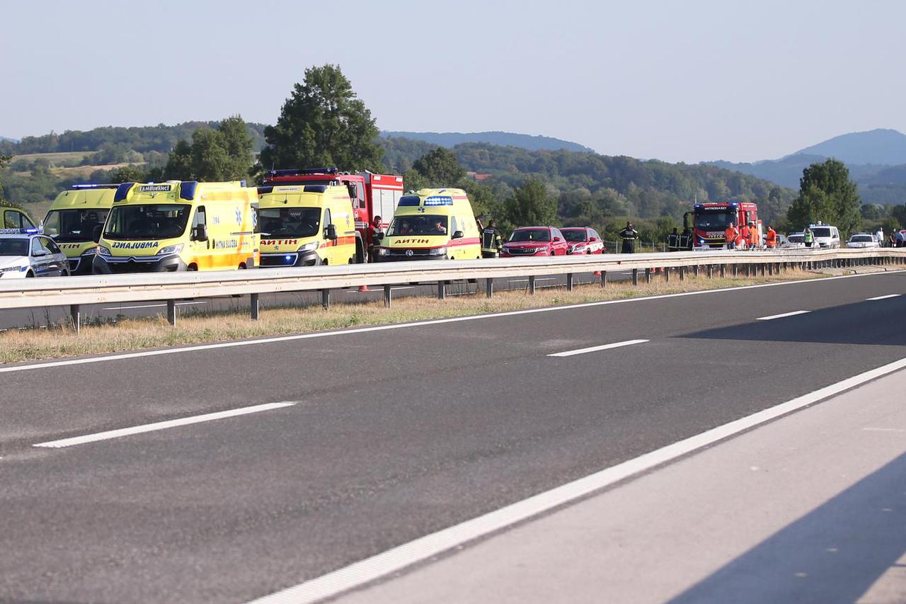 Teška nesreća na A4: Sletio autobus, više poginulih, veći broj teško ozlijeđenih