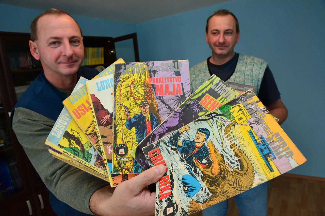 27.10.2015.., Pozega, Stitnjak - Blizanci Goran i Zoran Karjakovic strastveni su kolekcionari stripova.  U svojoj kuci imaju vise od 1.800 dobro ocuvanih stripova, od kojih su neki vrlo rijetki i dragocjeni.  Photo: Ivica Galovic/PIXSELL