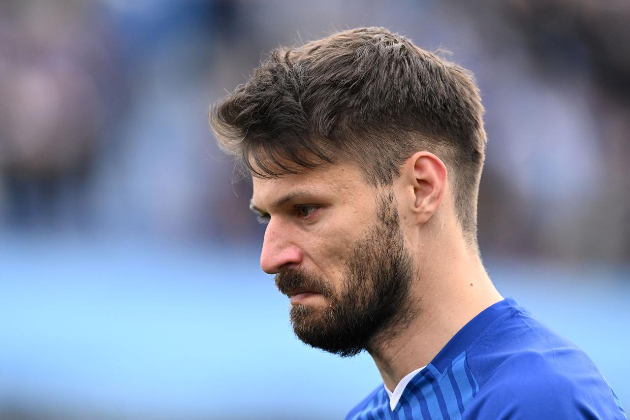 Zagreb: Igrači GNK Dinamo u suzama se oprostili od navijača