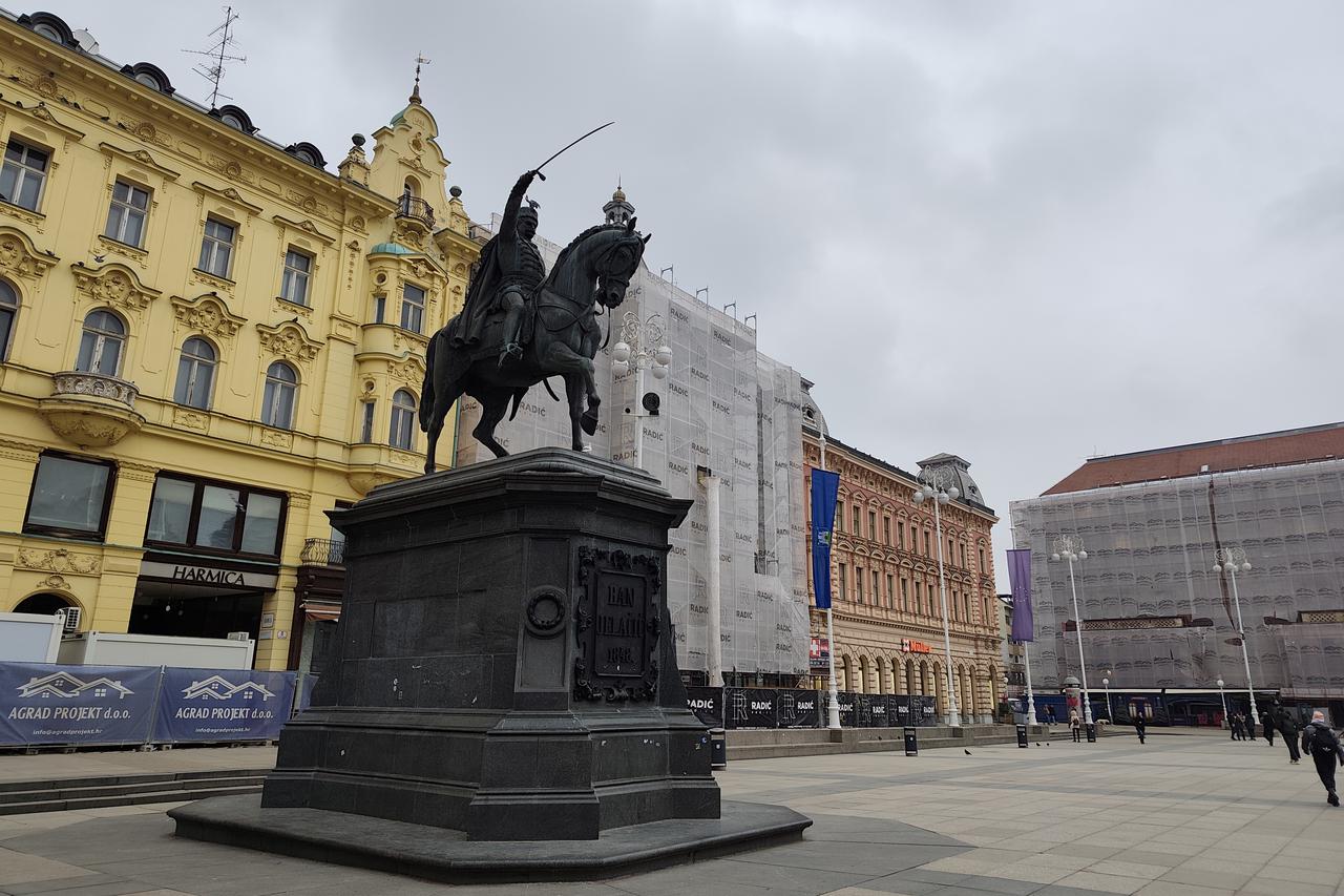 Redmi 15 Pro i Redmi 15 Pro+