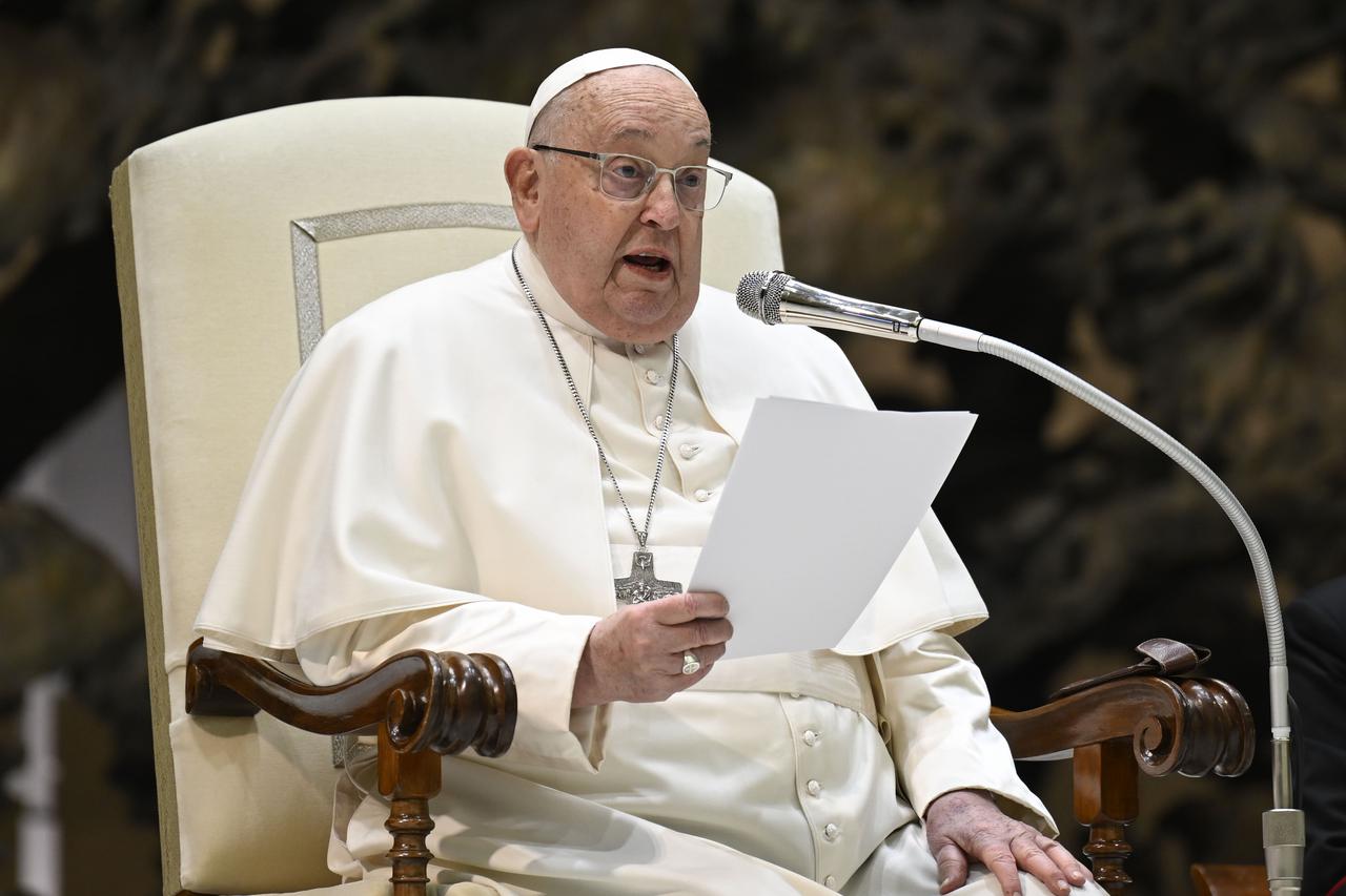 Papa Franjo tijekom tjedne op?e audijencije u Vatikanu