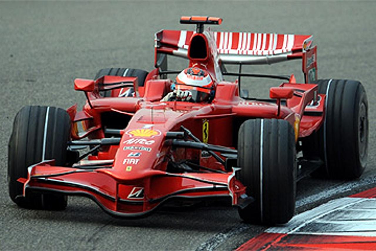 ferrari_240.jpg