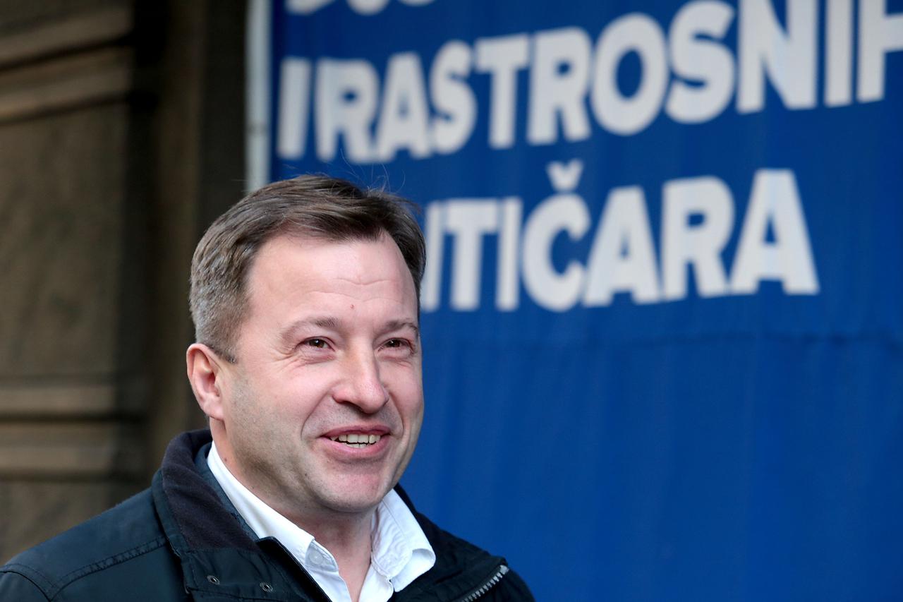 11.01.2016., Zagreb - U sjedistu stanke odrzana je jos jedna sjednica Nacionalnog vijeca MOST-a nezavisnih lista. Tomislav Panenic. 