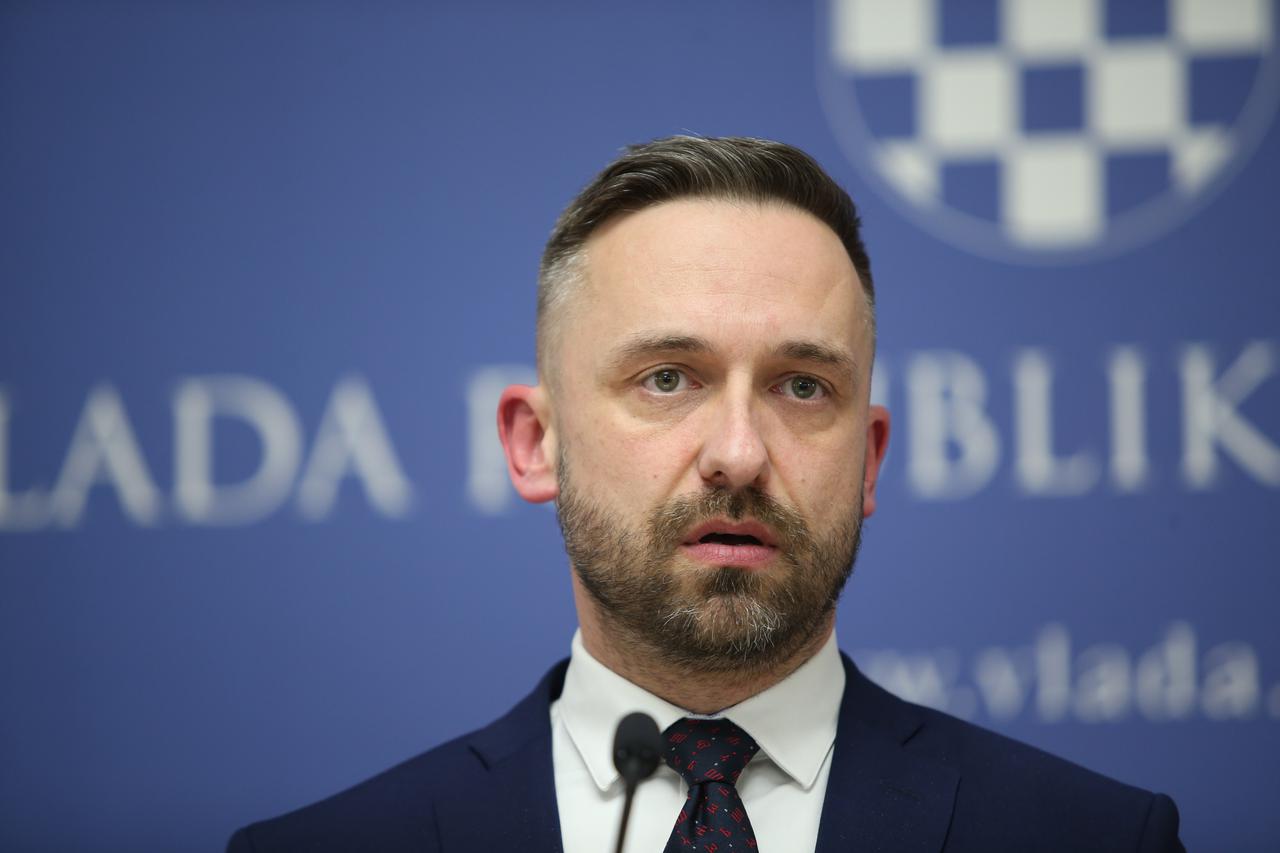 Zagreb: Ministar Marin Piletić najavio skorašnje predstavljanje dviju uredbi o koeficijentima