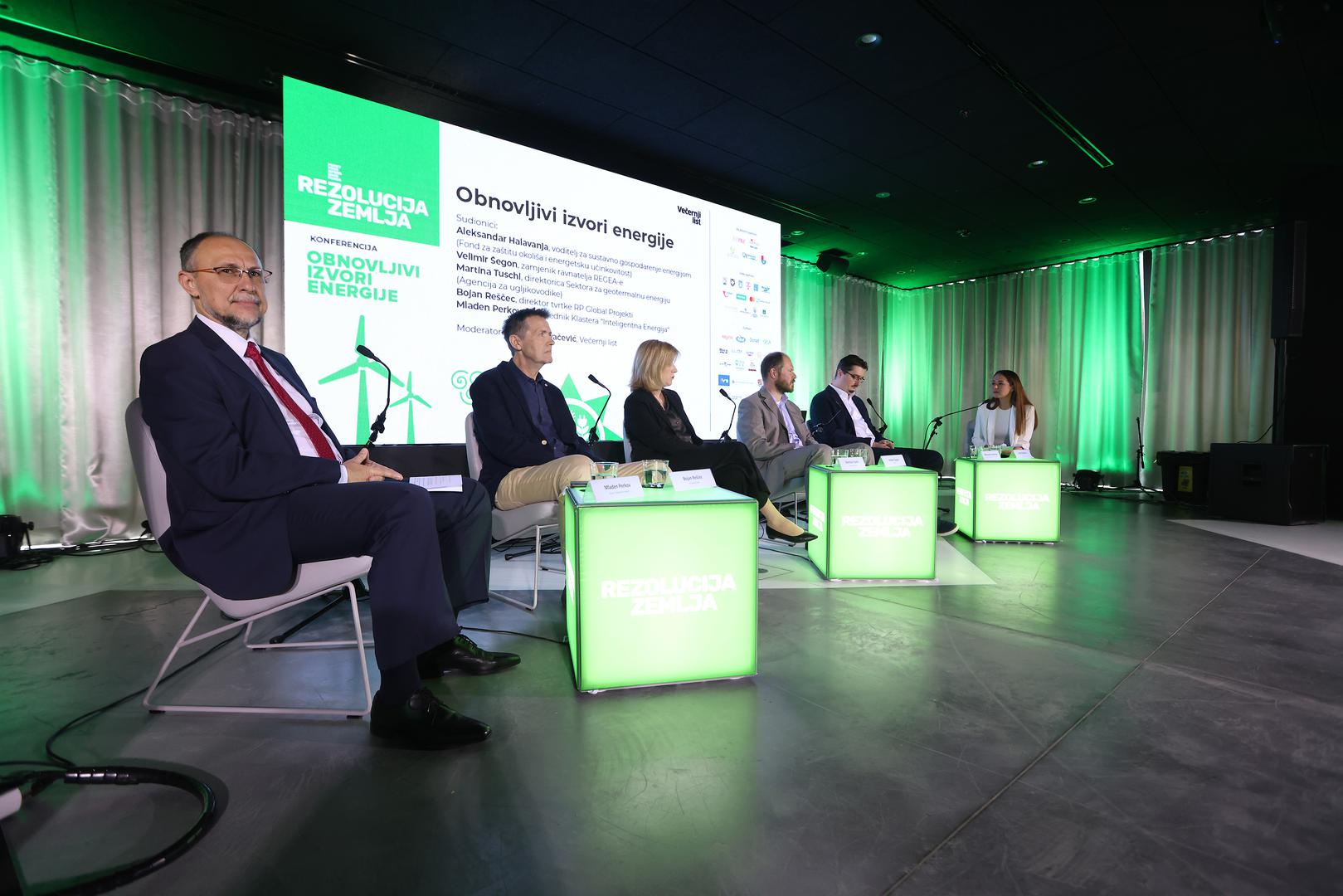 10.05.2023., Zagreb - Konferencija Vecernjeg lista "Obnovljivi izvori energije". Panel diskusija "obnovljivi izvori energije", sudjeluju: Mladen Perkov, Bojan Roscec, Martina Tuschl, Velimir Segon, Aleksandar Halavanja, moderatorica je Lana Kovacevic.  Photo: Boris Scitar/PIXSELL