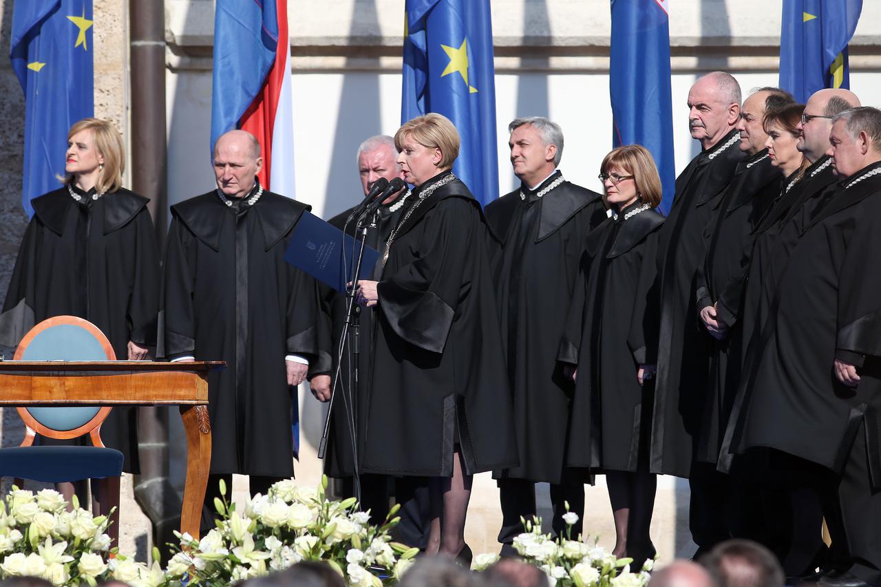 15.02.2015., Zagreb - Inauguracija predsjednice Kolinde Grabar Kitarovic na Trgu sv. Marka. Predsjednica Ustavnog suda Jasna Omejec sa sucima Ustavnog suda.
